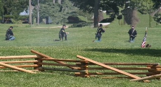 Dismounted take the battle to the enemy